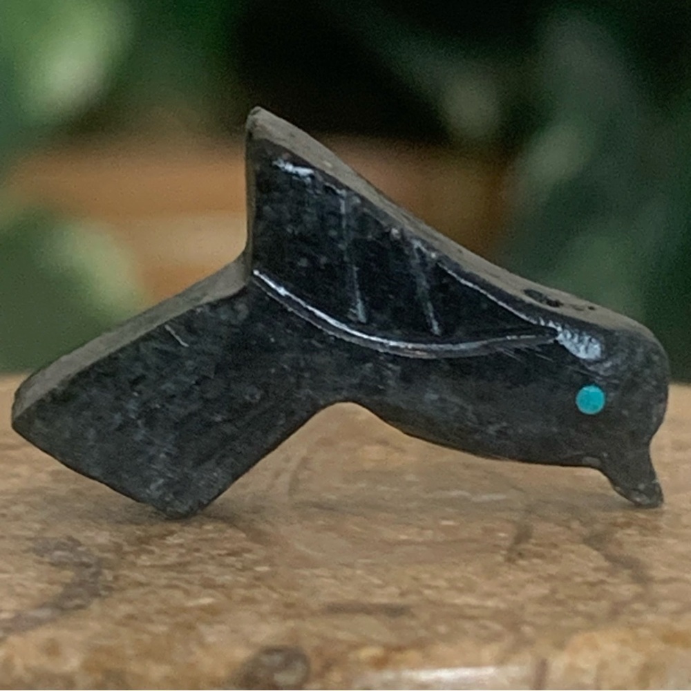Zuni Style Bird Fetish Bead Drilled Stone Native American Animal Carving Mini .9